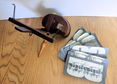 Antique Edwardian Stereoscope 3D image viewer with 10 slides