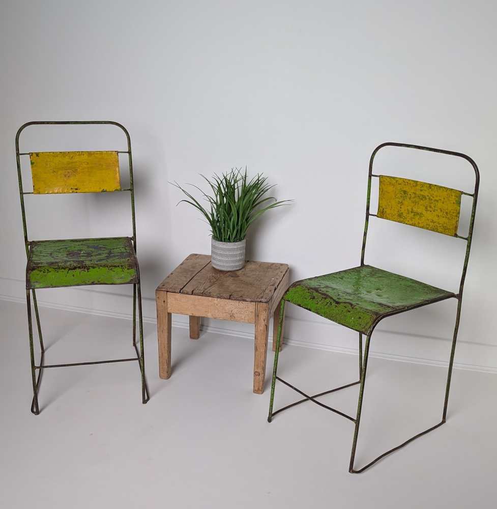 Pair of midcentury industrial painted metal chairs - Image 3