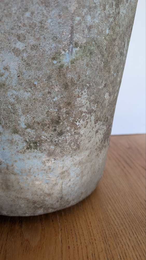 Unusual hexagonal bucket - Image 13