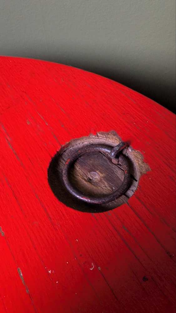 Red round box table - Image 6