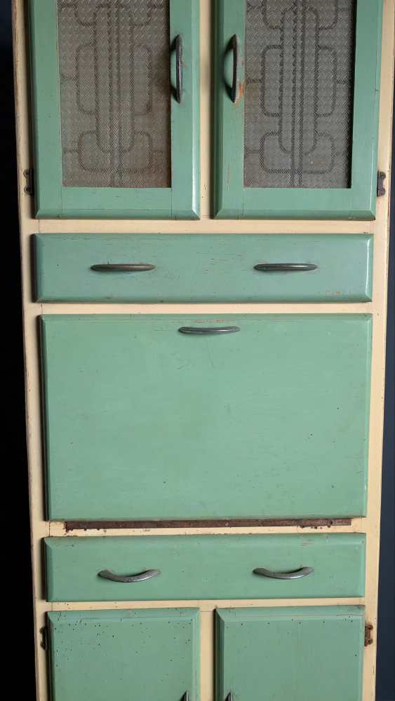 1950s Neatette multi compartment kitchen cabinet - Image 17