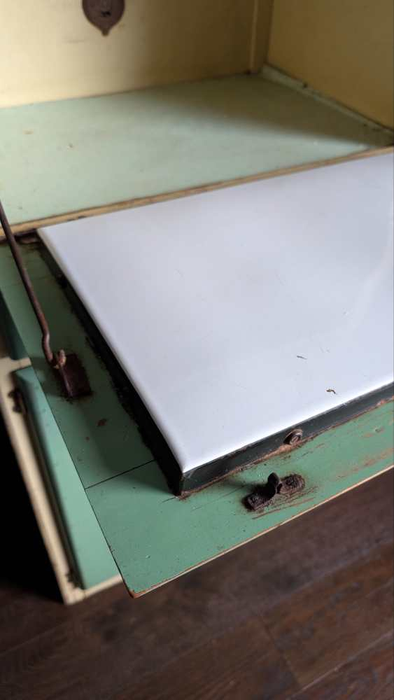 1950s Neatette multi compartment kitchen cabinet - Image 10