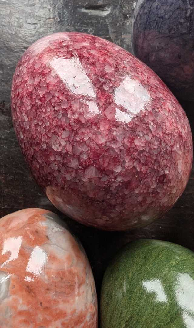 Half a dozen eggs - Image 3