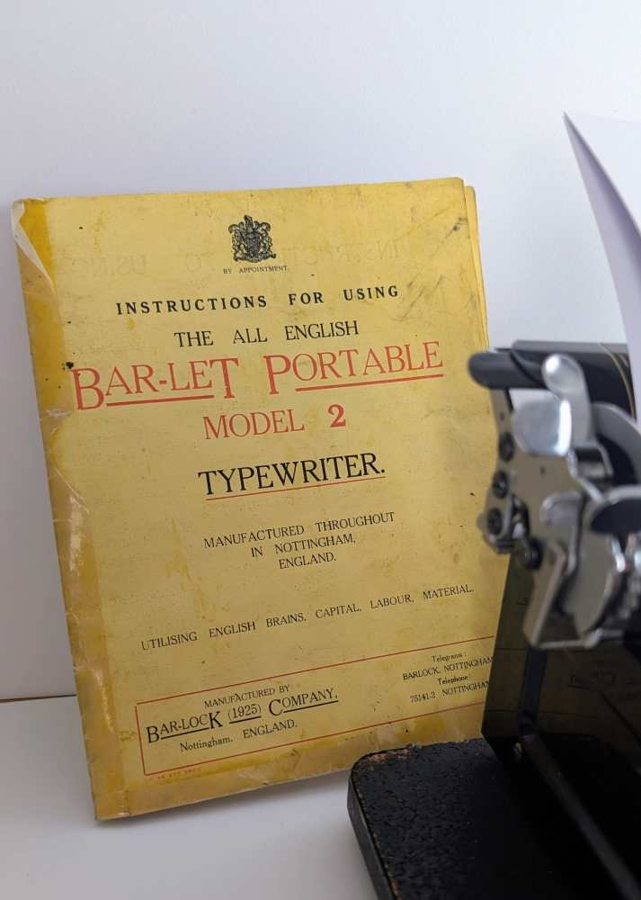 Bar-let model 2 mini portable typewriter in good working order, made in England in 1937 - Image 10