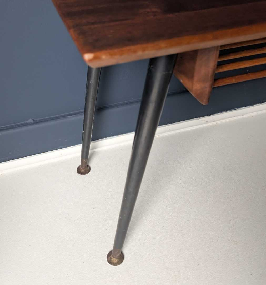 Midcentury teak coffee table with magazine shelf - Image 9