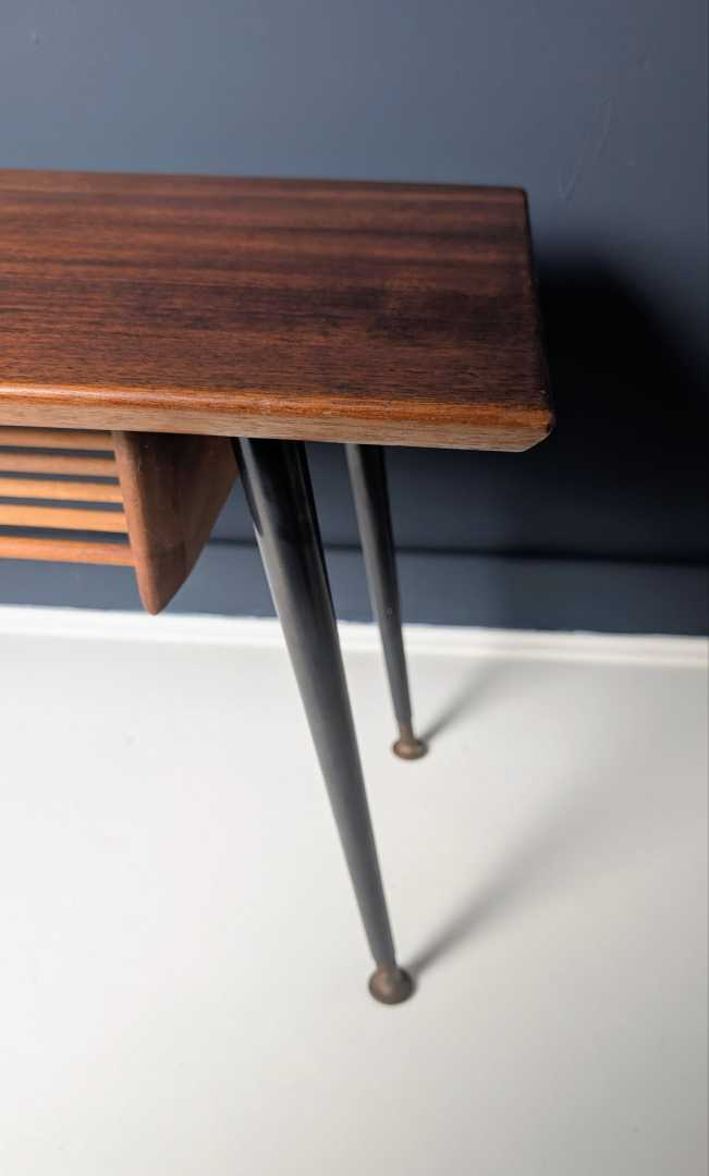 Midcentury teak coffee table with magazine shelf - Image 6