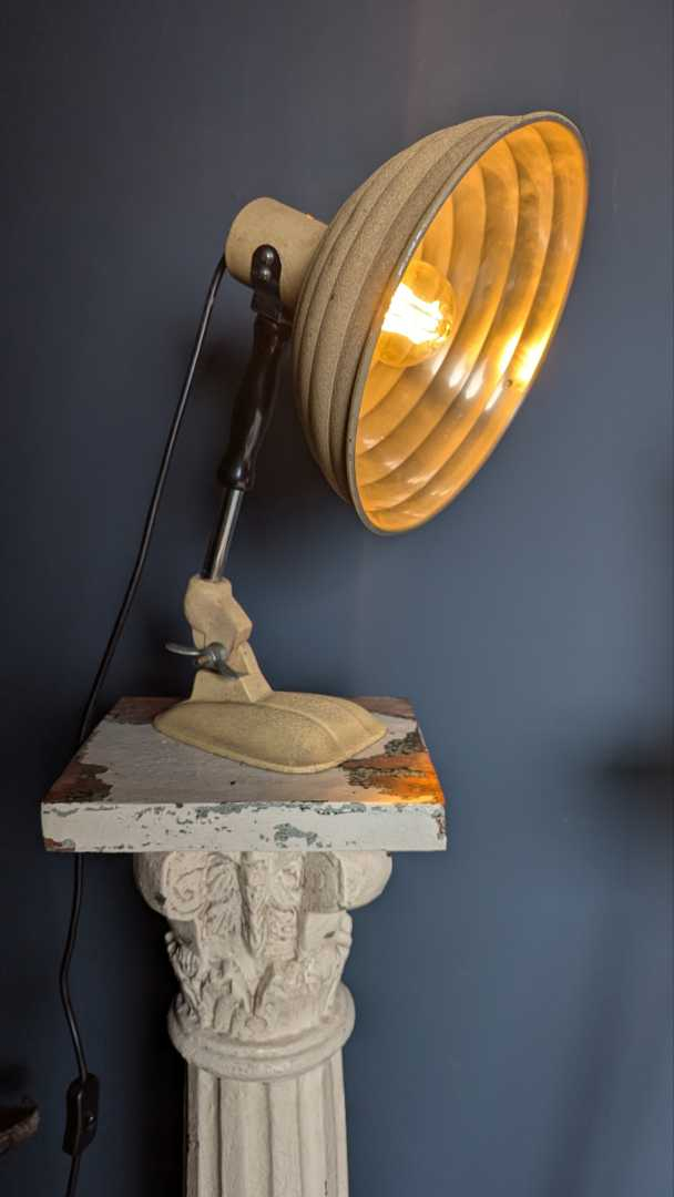 1950s Pifco industrial Medical UV lamp, converted to standard table lamp - Image 3