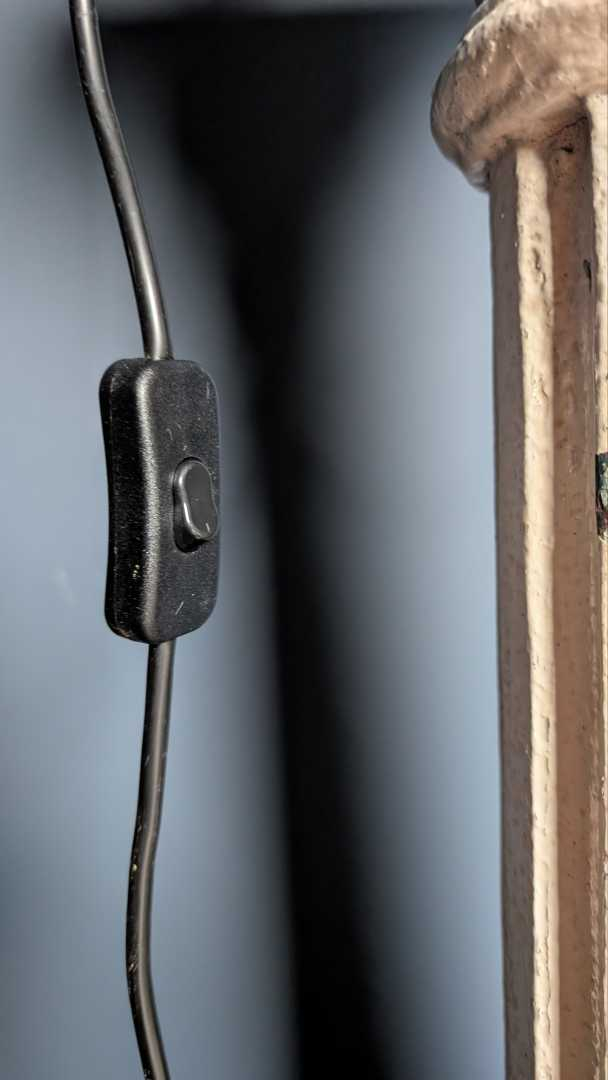 1950s Pifco industrial Medical UV lamp, converted to standard table lamp - Image 18