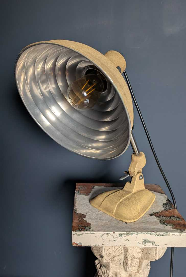 1950s Pifco industrial Medical UV lamp, converted to standard table lamp - Image 12