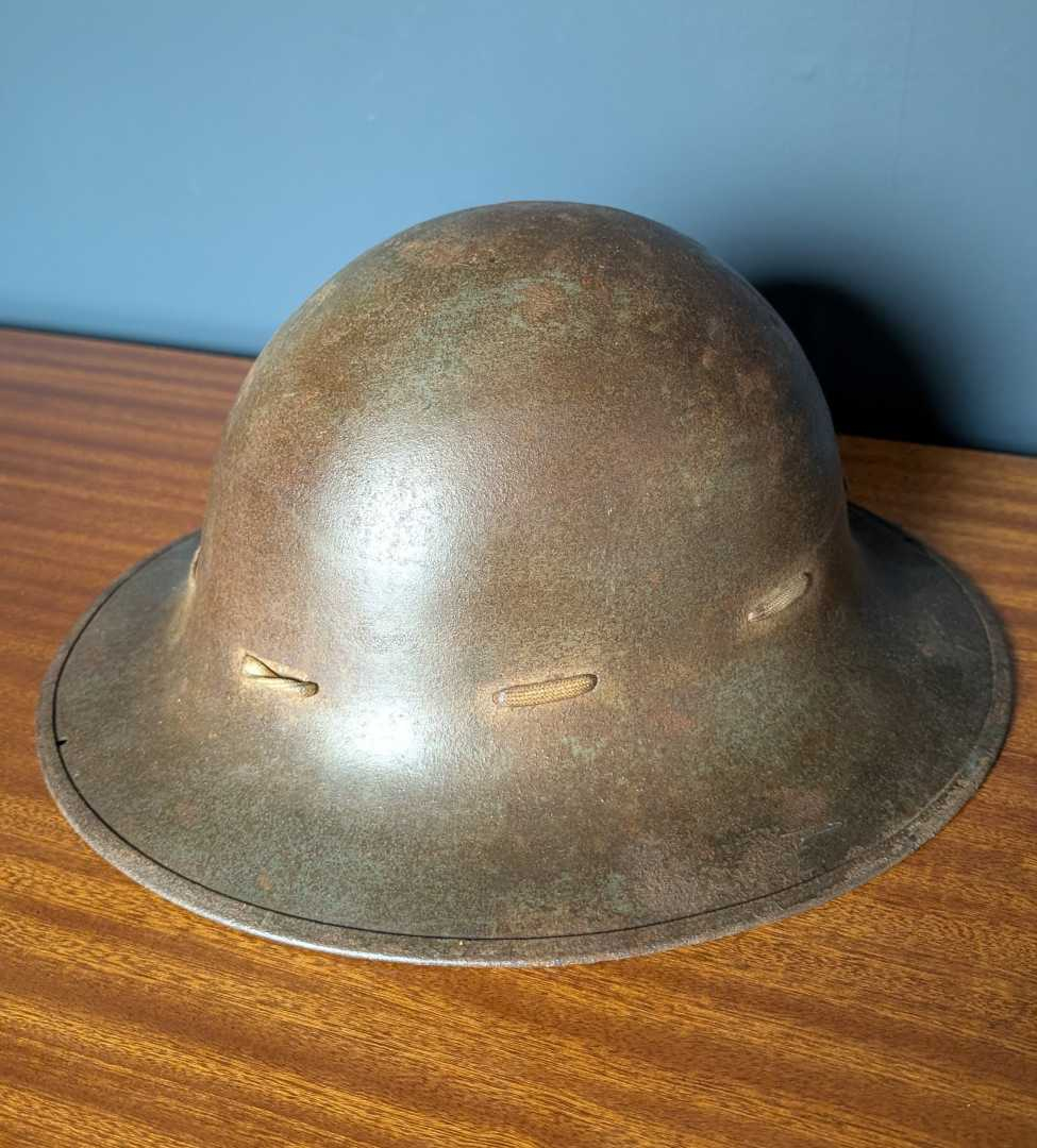WWII Soldier's helmet - Image 5
