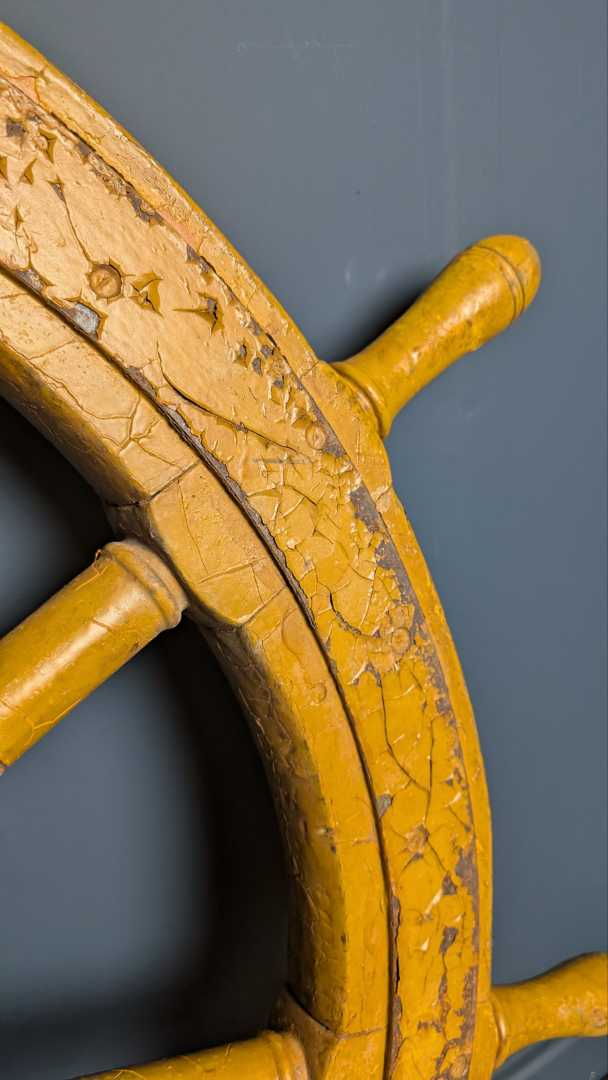 Huge old ships wheel - Image 15