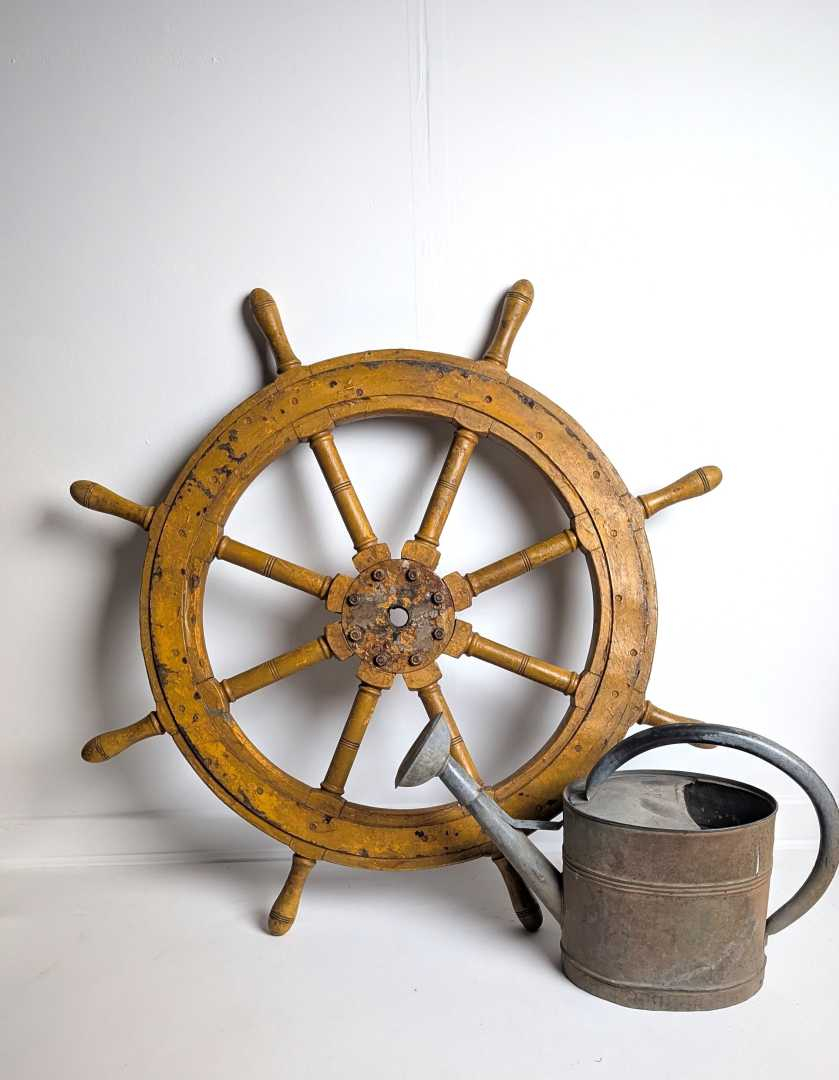 Huge old ships wheel - Image 3