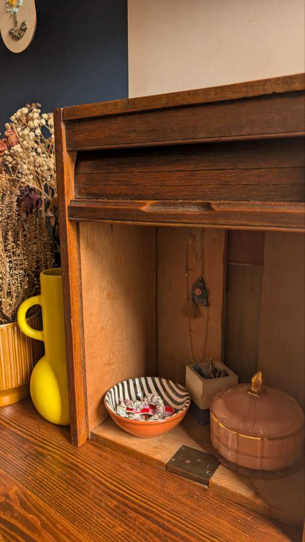 Edwardian tambour top cabinet - Image 7