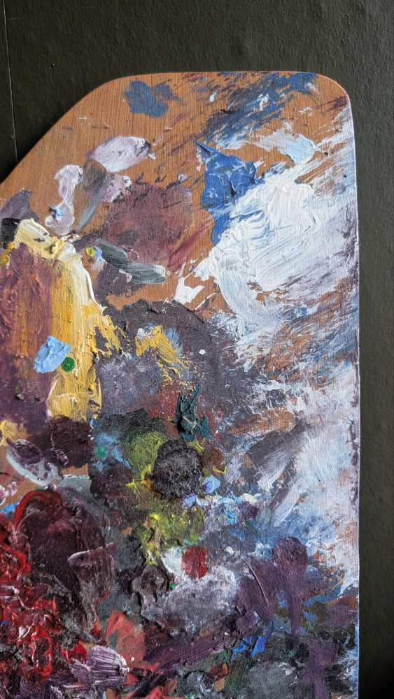 Artist's oil paint palette as decor - Image 2