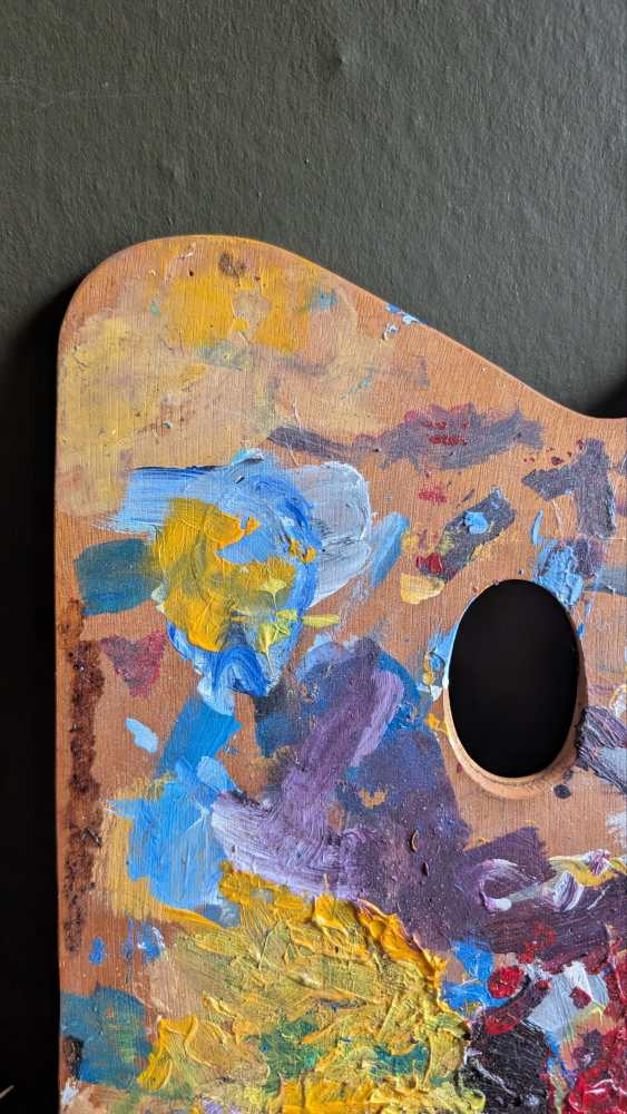 Artist's oil paint palette as decor - Image 4