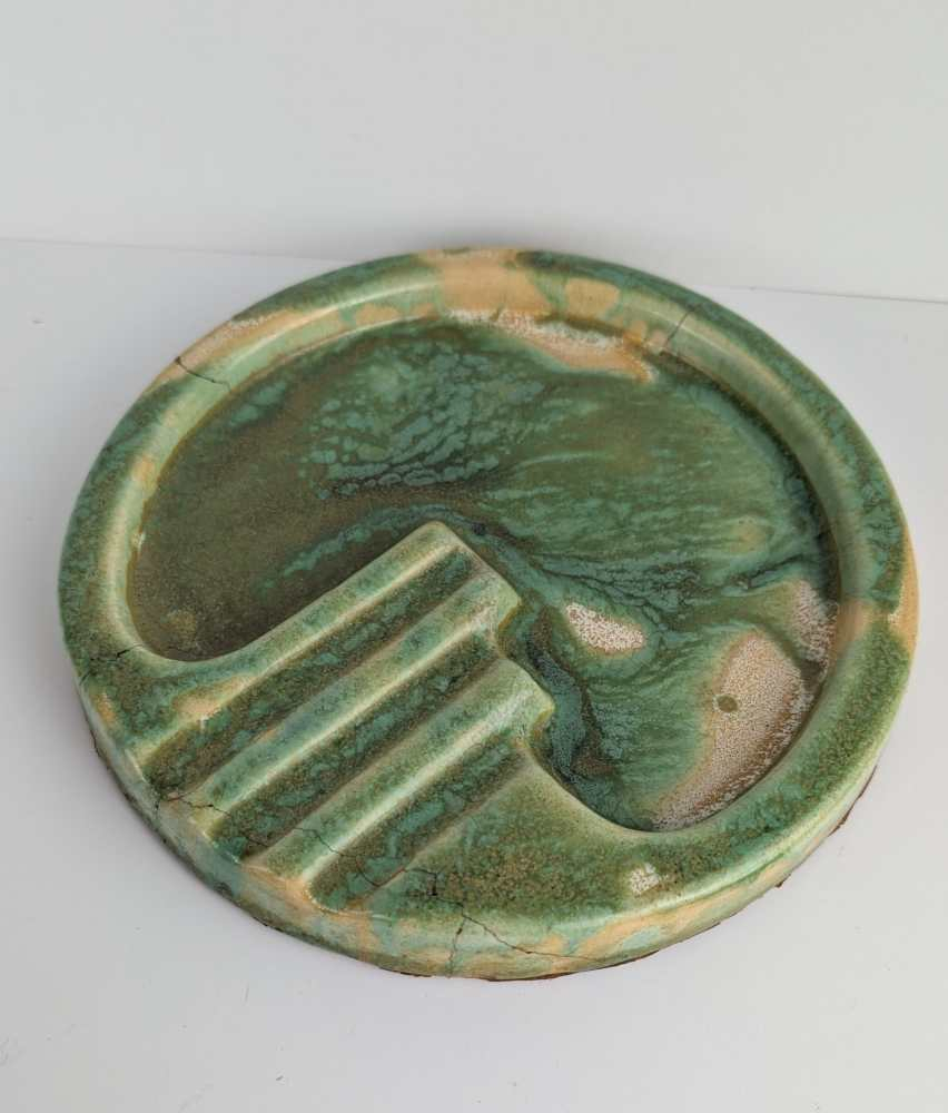 Art Deco mottled green ashtray - Image 3