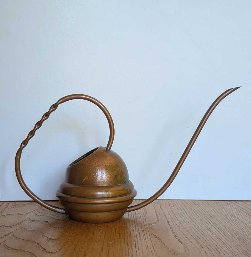 Unique vintage brass watering can - Image 2