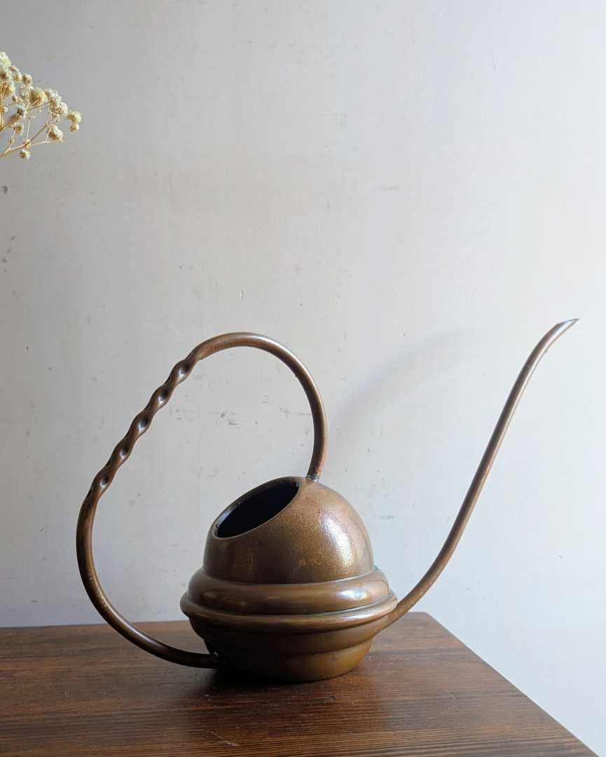 Unique vintage brass watering can - Image 6