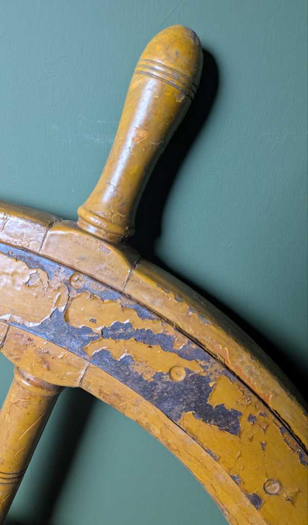 Huge old ships wheel - Image 5