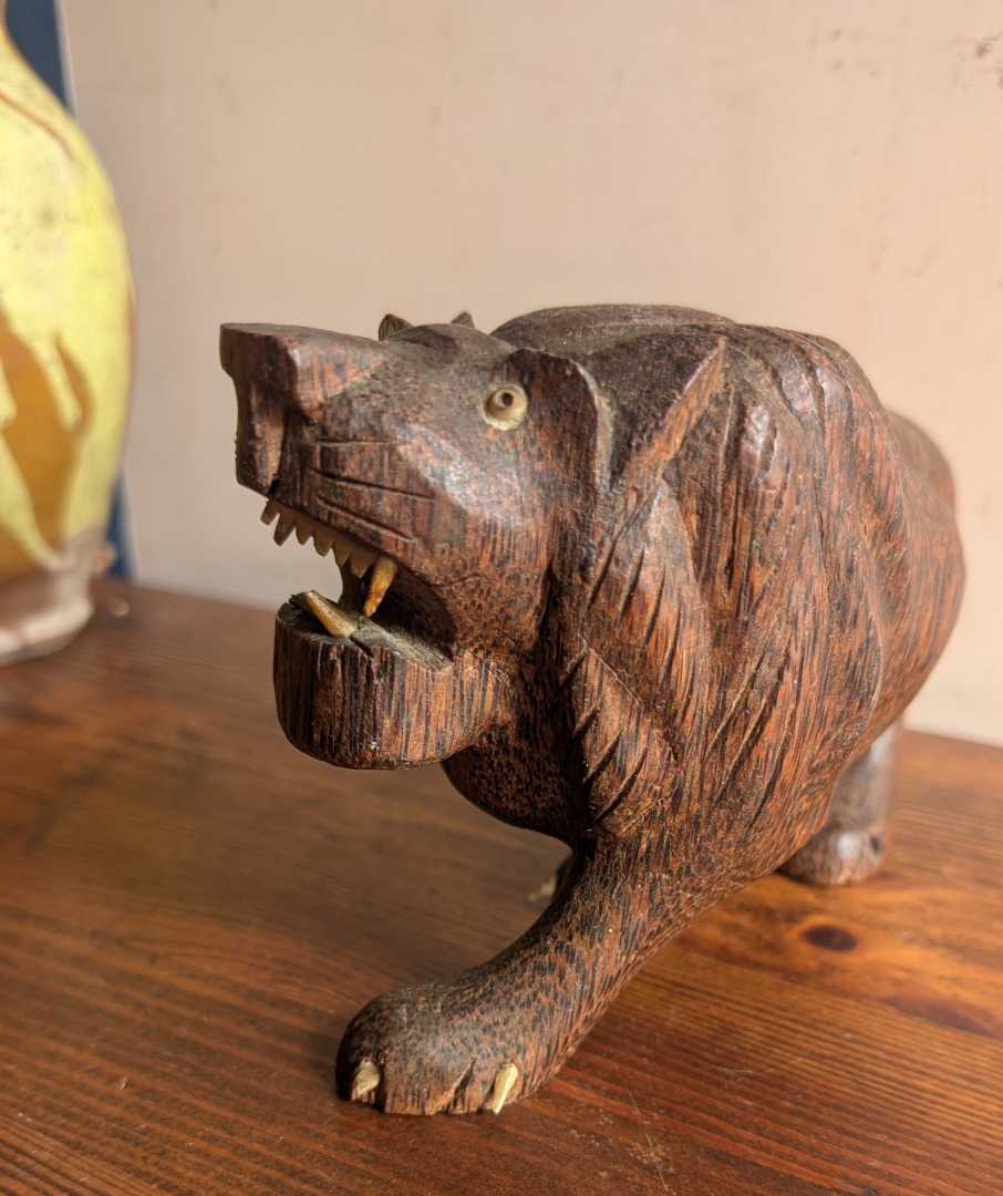 Bad little lion - Image 4