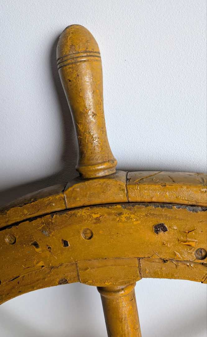 Huge old ships wheel - Image 11